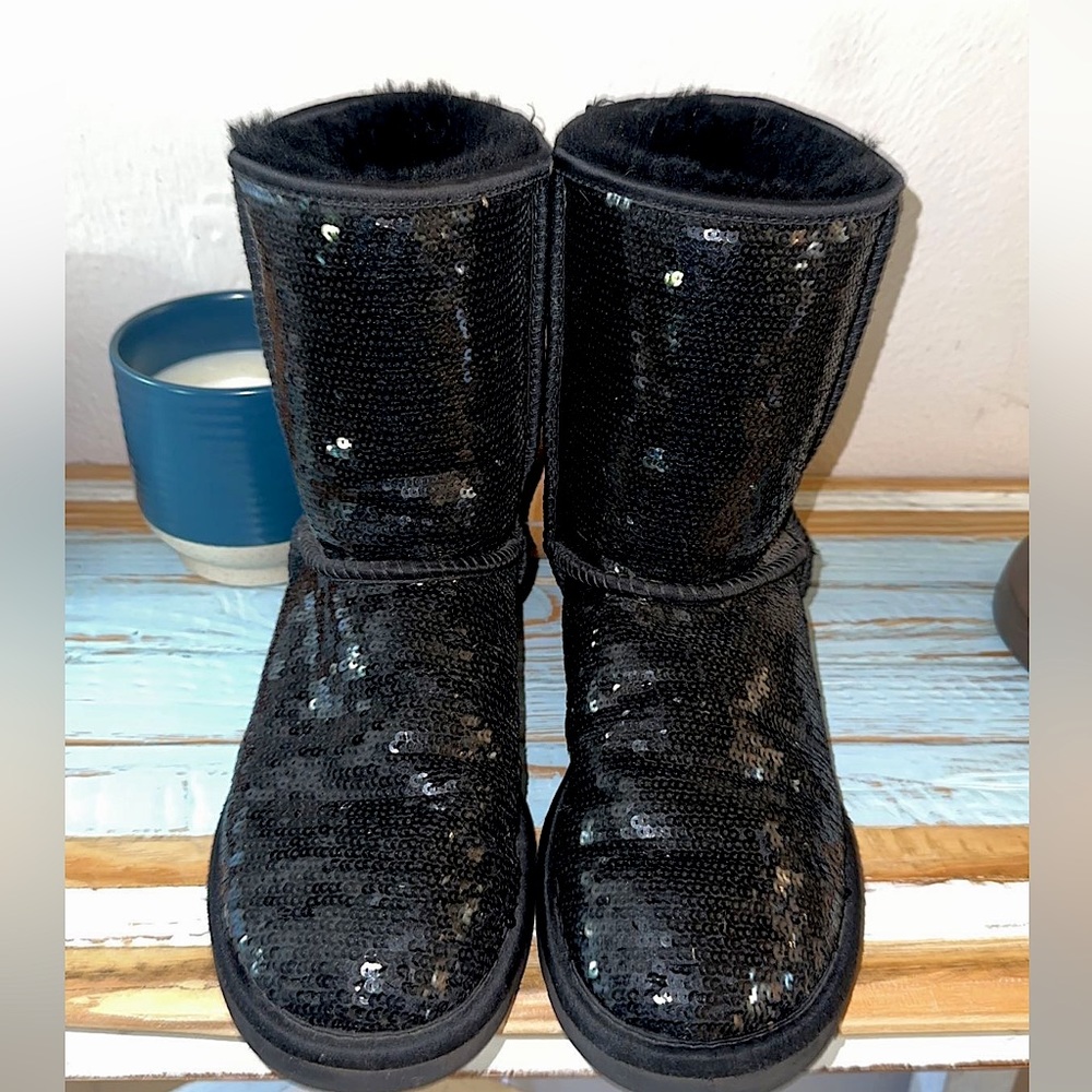 Women’s Ugg Classic Sequin Boot